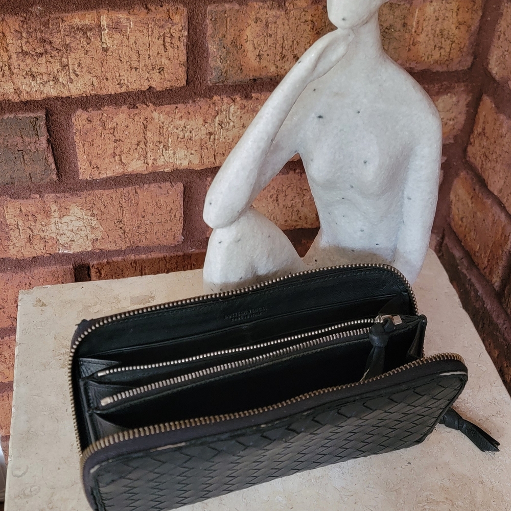 Black Woven Leather Wallet - Picture 2 of 6